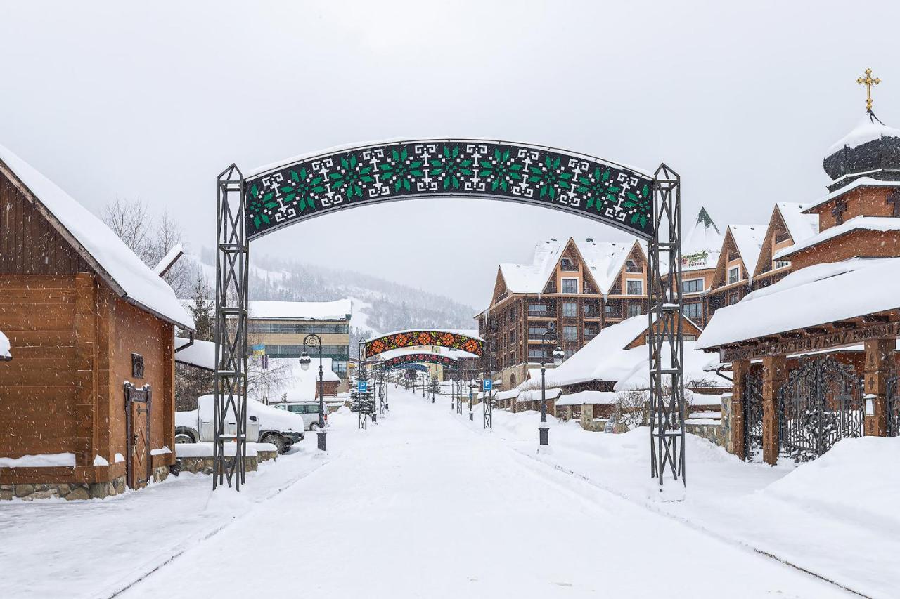 Карпатська Ружа Плаве Экстерьер фото